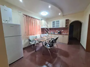 Apartament 2 camere, centrala proprie, loc de parcare, Dambovita - imagine 2