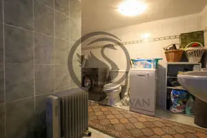 Casa de vanzare cu 4 camere | Zona Afi Palace, Ploiești | Comision 0% - imagine 19