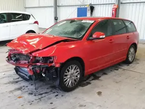 Dezmembrez / dezmembrari piese auto Volvo V50 motor 1.6 d cod D4162T an 2011 154.892km cutie 6+1 tre - imagine 3