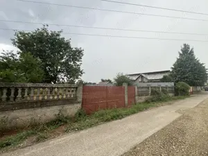 Teren intravilan Dumbrava, toate utilitatile, 1027 mp - la 1 minut de Targoviste