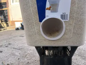 De vânzare hrănitoare și adăpatori gaini - imagine 3