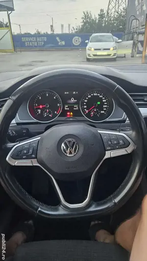 Vand Volkswagen Passat  B8 1.6 2020 - imagine 4