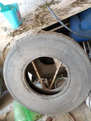 Cauciucuri 7.50R16 pentru TV, Rocar. produse de Victoria in Julie 2008. Cauciucurile sunt nefolosite - imagine 3