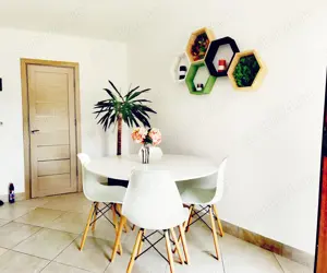 Apartament cu 3 camere et 1 în centru - imagine 4