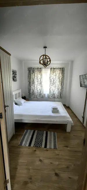 Apartament cu 3 camere et 1 în centru - imagine 7
