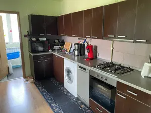 Apartament 3 cam finisat mobilat utilat Viile Sibiului etaj 2 plus pod propriu - imagine 2