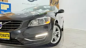 ** Volvo V60 Plug-In Hybrid ** - imagine 12