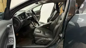 ** Volvo V60 Plug-In Hybrid ** - imagine 16