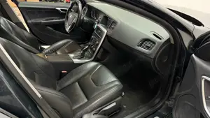 ** Volvo V60 Plug-In Hybrid ** - imagine 9