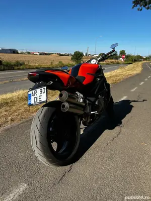 Mv Agusta Brutale 910 - imagine 2