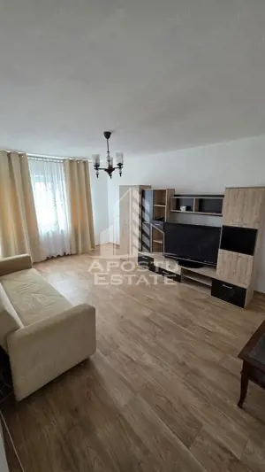 Apartament cu 2 camere, decomantat, zona Modern