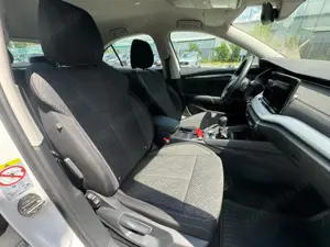 Skoda Octavia - imagine 13