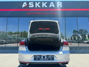 Volkswagen Passat - imagine 7