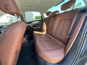 Audi A6 - imagine 16