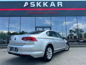 Volkswagen Passat - imagine 5