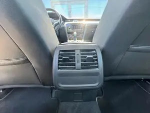 Volkswagen Passat - imagine 17