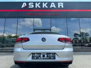 Volkswagen Passat - imagine 6