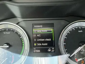 Skoda Superb - imagine 11