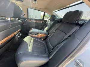 BMW Seria 7 - imagine 15