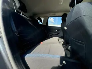 Dacia Duster - imagine 19
