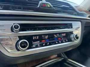 BMW Seria 7 - imagine 20