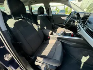 Audi A4 - imagine 14