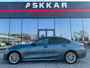 BMW Seria 3 - imagine 9