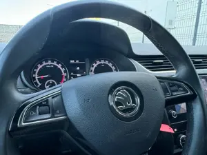 Skoda Octavia - imagine 18