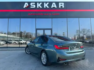 BMW Seria 3 - imagine 8