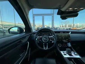 Jaguar F-Pace - imagine 9