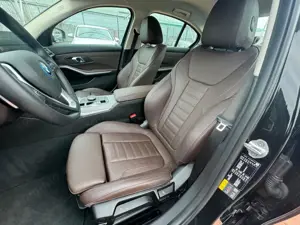 BMW Seria 3 - imagine 13