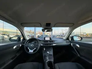 Lexus CT 200h - imagine 12