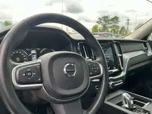 Volvo XC 60 - imagine 18