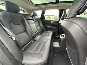 Volvo XC 60 - imagine 16