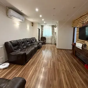 | Apartament cu 6 camere |  172 mp |  Mobilat si Utilat complet | Faleza | - imagine 19