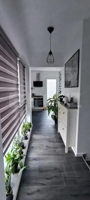 Apartament cu 3 camere, 63 mp utili, terasa de 88 mp, zona Cetatii - imagine 9