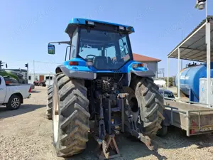 New Holland  - imagine 3