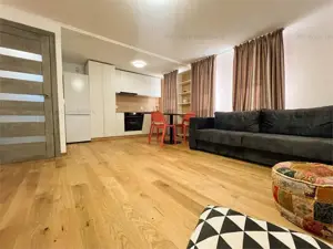 Casa cocheta 2 camere si curte superba Harman - imagine 2