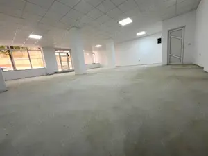 Inchiriem SPATIU COMERCIAL (birou, cabinet, banca, farmacie, salon) - imagine 2