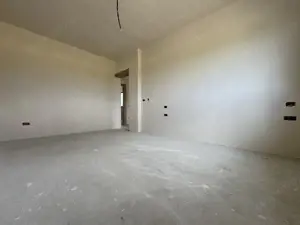 Duplex 4 camere 105mp utili+12mp terasa, 250mp teren, P+1+Pod -Chisoda