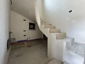 Duplex 4 camere 105mp utili+12mp terasa, 250mp teren, P+1+Pod -Chisoda - imagine 14