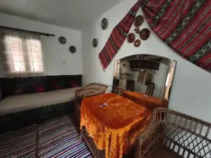 Casa de vacanta , zona Soarecului , Marginea - imagine 16