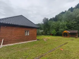 Casa de vacanta , zona Soarecului , Marginea - imagine 4