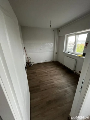 De vanzare apartament cu 2 camere etaj 4 ,zona Bulevard Mihai Viteazu . - imagine 5