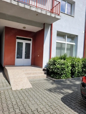 Proprietar inchiriez birou 50 mp