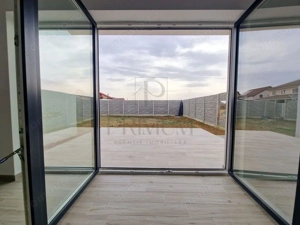 Duplex 4 camere  - locatie excelenta - personalizare interioara - imagine 6
