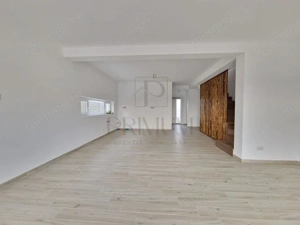 Duplex 4 camere  - locatie excelenta - personalizare interioara - imagine 4