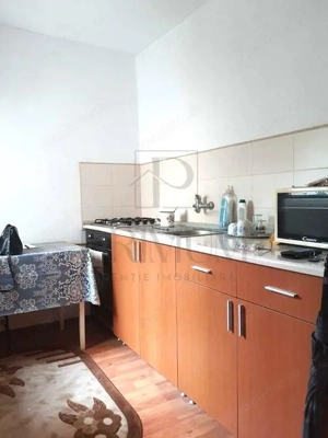 Apartament spatios - Etaj Intermediar - Bloc Anvelopat - Zona Blascovici - imagine 7