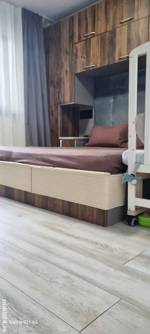 Apartament 2 camere, decomandat, 2 balcoane 60 mp. Schimb cu casa în Slatina plus diferență  - imagine 5