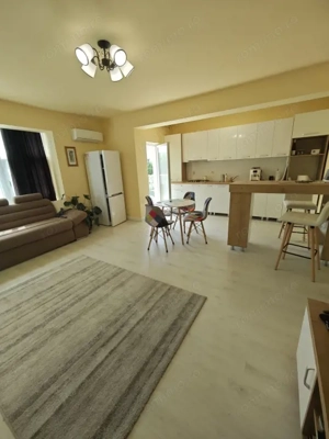 Apartament de vanzare, cu 3 camere,  Garden Villas, zona Brândușelor - etaj 1